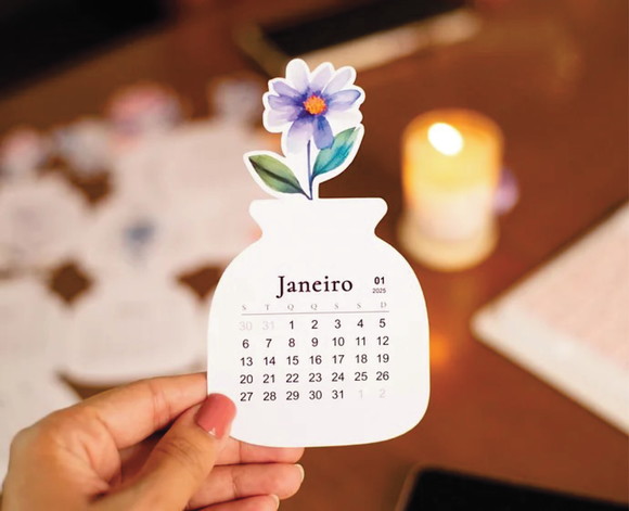 Arquivo Digital Mini Calendário Vasinhos de Flores 2027 - Imagem 5
