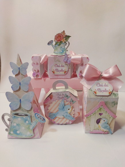 Kit Festa: 40 Lembrancinhas Personalizadas Jardim Encantado