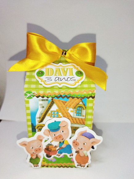 Caixa milk 3 porquinhos lembrancinha