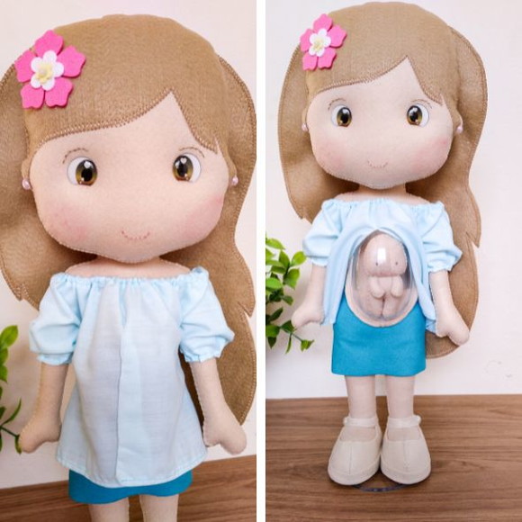 Boneca Grávida em Feltro com Barriga Transparente - 40cm