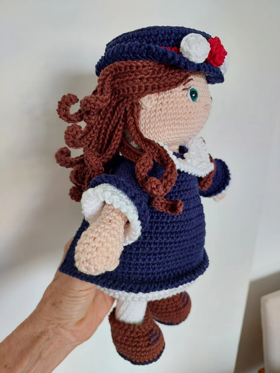BONECA ANNE AMIGURUMI