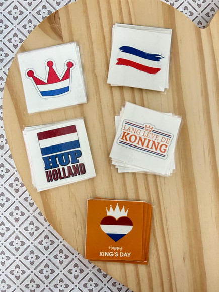 350 Tatuagens Temporárias Personalizadas - 4x4 cm - Imagem 1