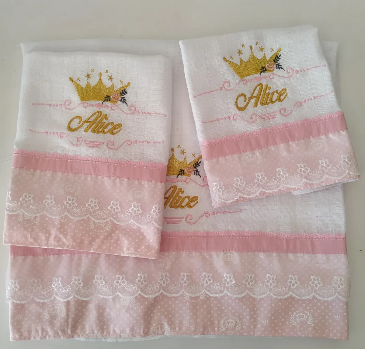 kit de fralda personalizado tema coroa boca, ombro e passeio - Imagem 2