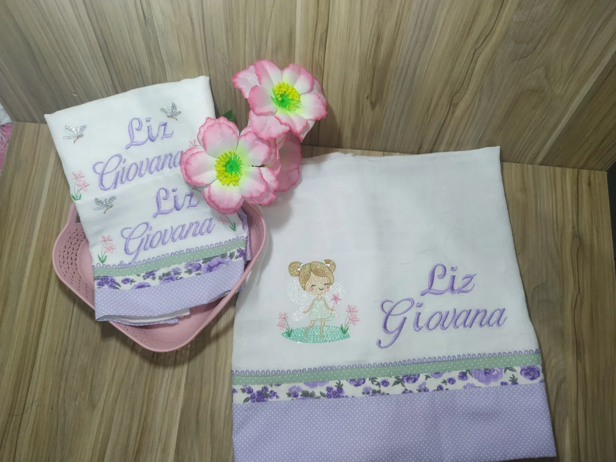 kit de fralda personalizado Menininha  boca, ombro e passeio