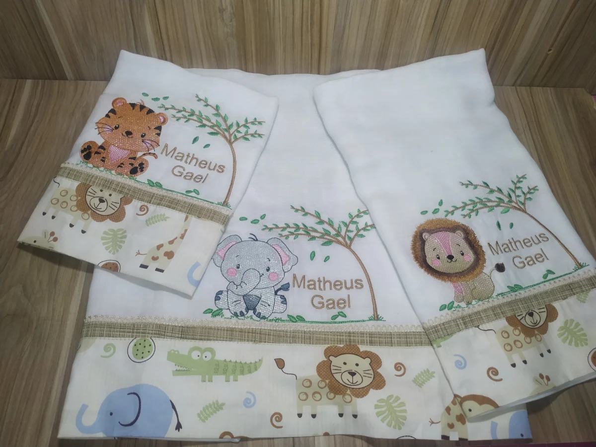 kit de fralda personalizado leão, leopardo e elefante - Imagem 2
