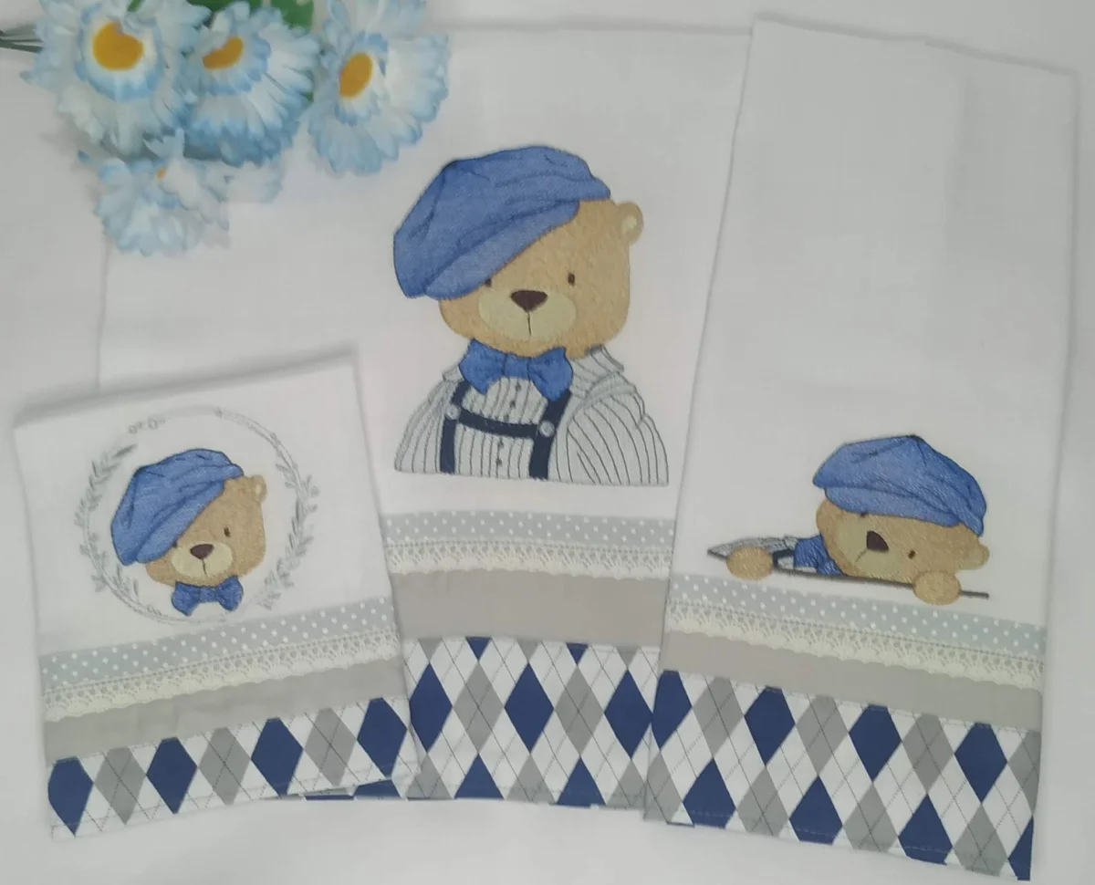 kit com 3  fralda personalizado tema Ursinho