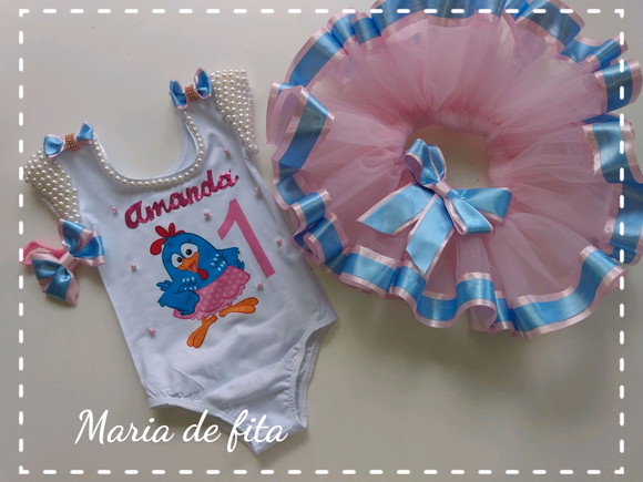 Vestido galinha pintadinha