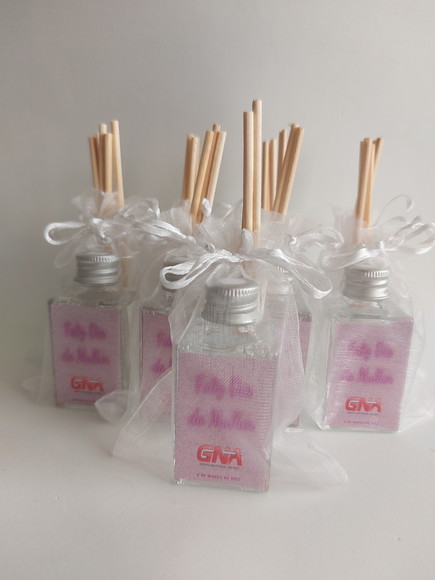 Mini Difusor Dia da Mulher Brinde Corporativo 40ml
