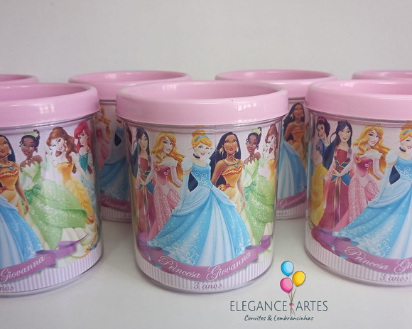 Caneca Princesas