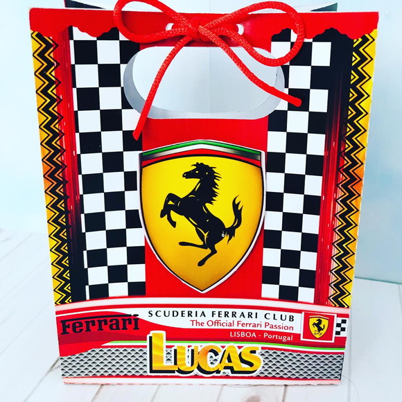 Arquivo Caixa Silhouette Ferrari Luxo