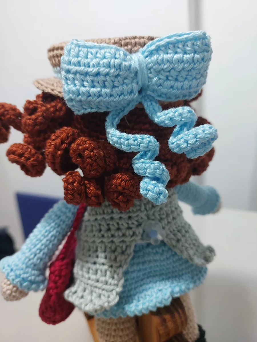 BONECA AMIGURUMI DIANA - Imagem 7