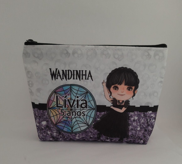 Nécessaire Lembrancinha Wandinha Aniversário