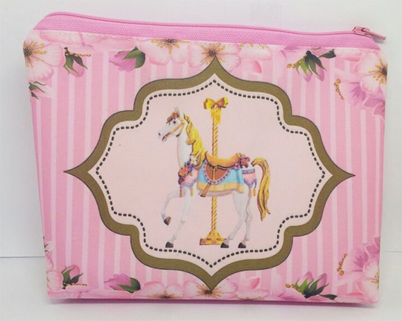 Bolsinha Necessaire - Carrosel encantado
