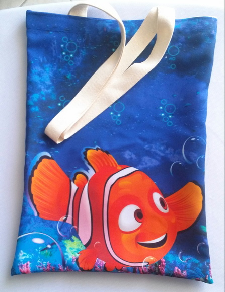 Mochilas 30X40 Procurando nemo