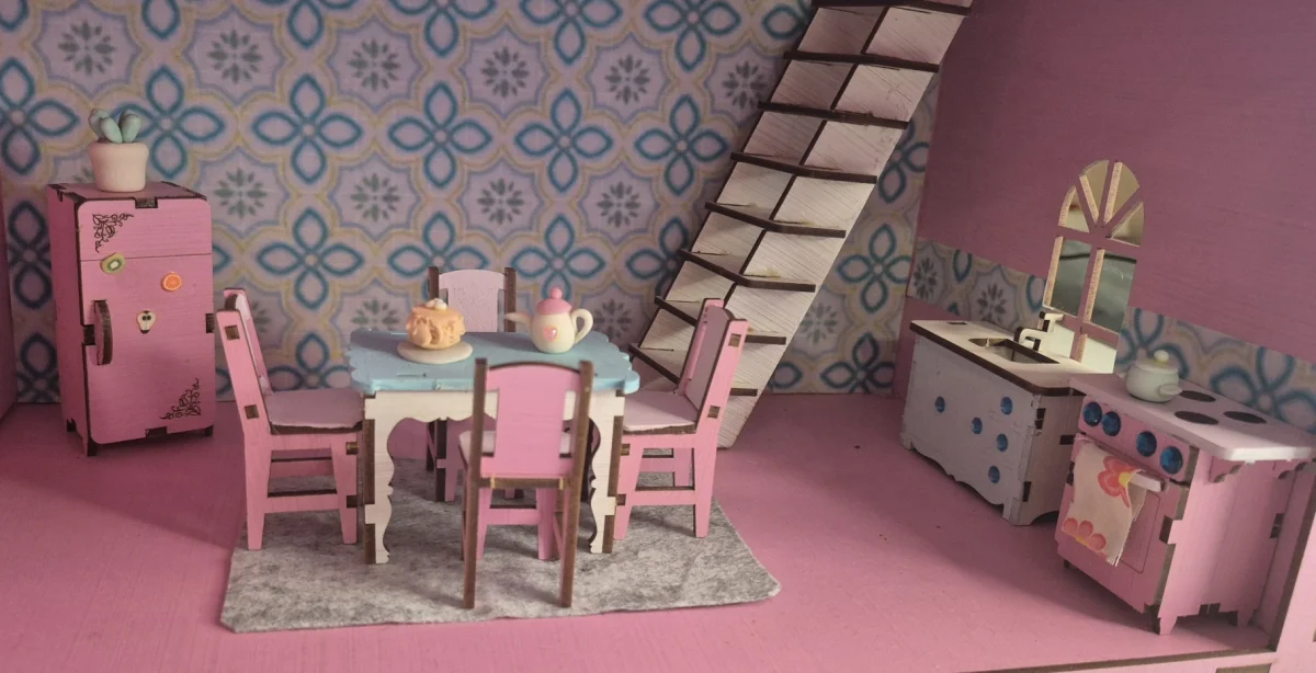 Casa casinha de boneca tema Lol completa - Imagem 2