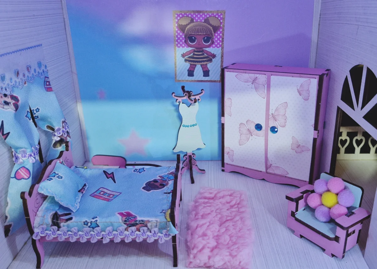 Casa casinha de bonecas tema Lol com iluminação completa - Imagem 3