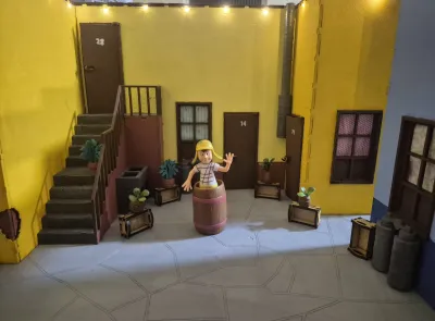 Vila do chaves com iluminação e 1 personagem