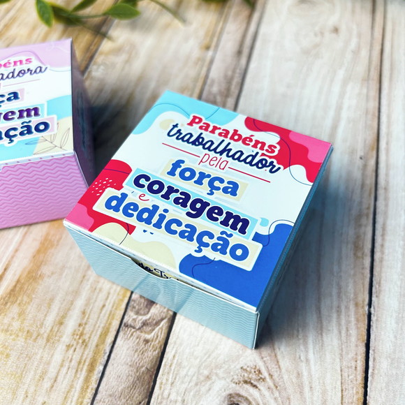 Caixa Versatil Dia do Trabalhador