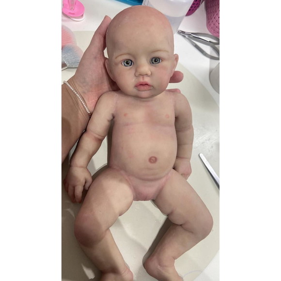 Bebe Reborn Silicone Sólido Menina Mama e Faz Xixi