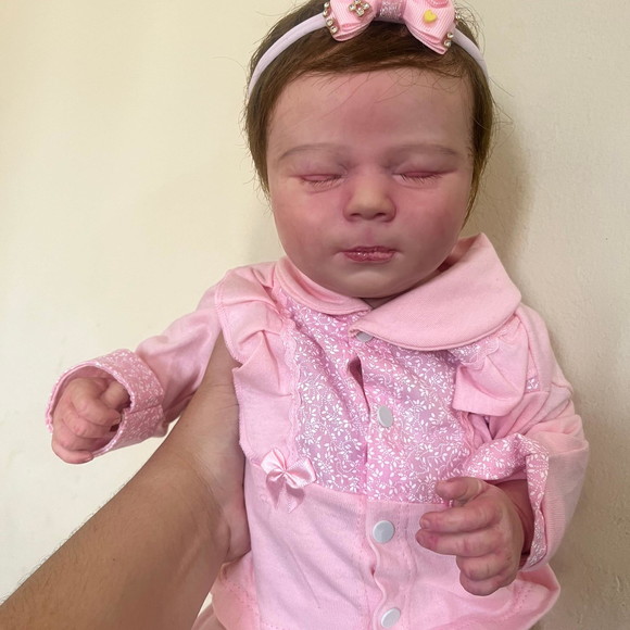 Bebê Reborn Menina Pode Dar Banho com Cordão Umbilical - Imagem 5
