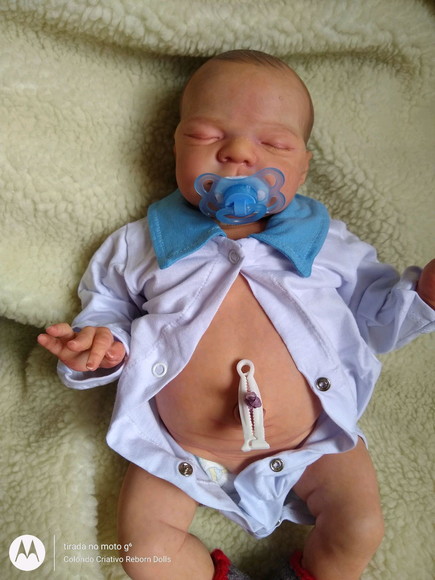 Lindo bebê Reborn menino altamente realista