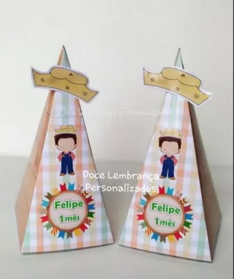 Caixa Pirâmide lembrancinha Festa Junina Arraiá aniversário, mesversário bebê criança
