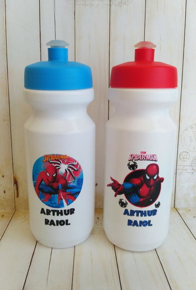 Kit Escolar Toalhinha + Garrafa Squeeze Homem Aranha