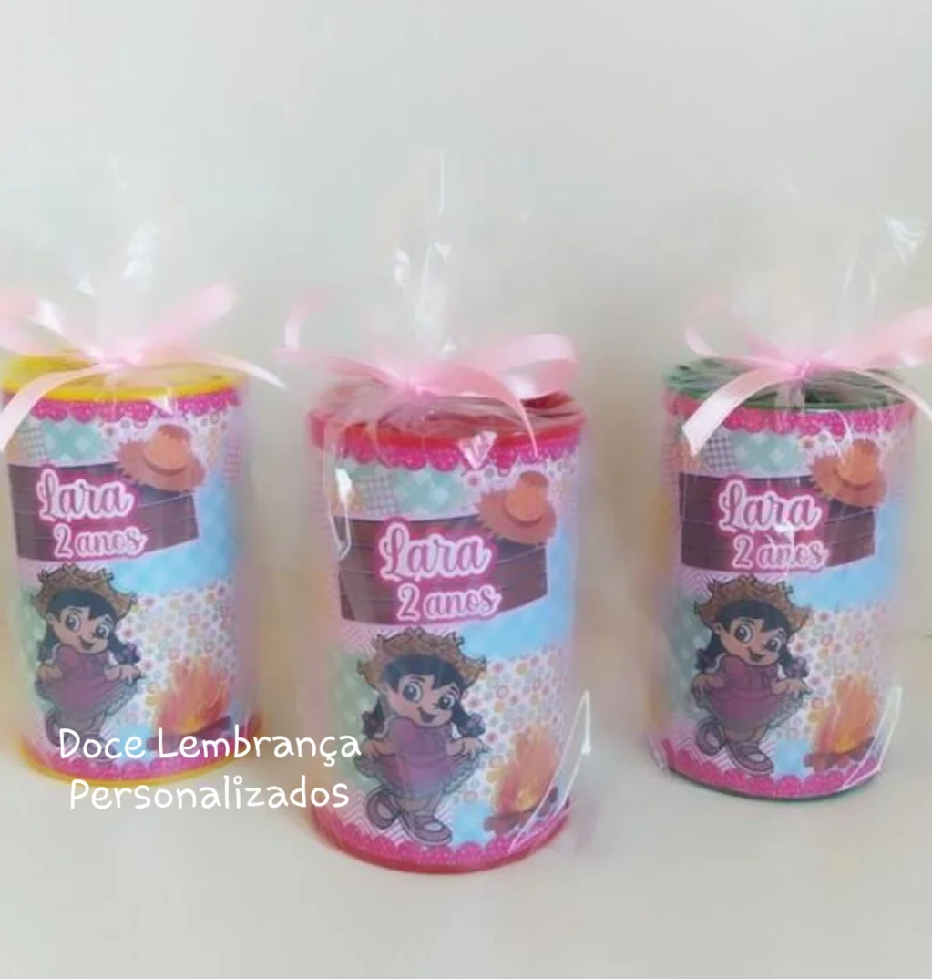 Cofrinho lembrancinha Festa Junina Arraiá Personalizado Embalado aniversário mesversário - Imagem 3