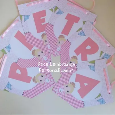 Bandeirola Festa Junina com Nome Menina aniversário, mesversário