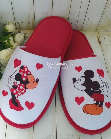 Pantufa Dia dos Namorados Mickey e Minnie