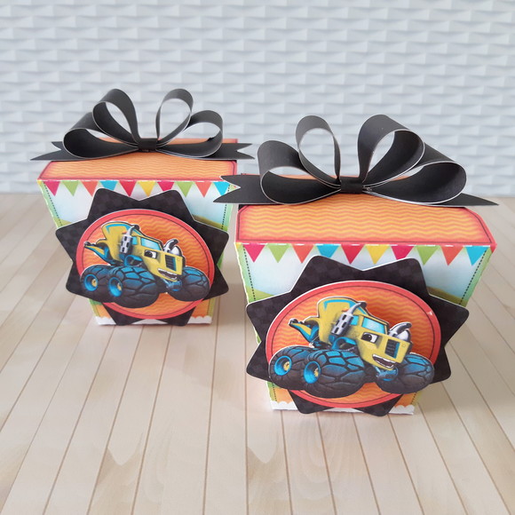 Caixa Sushi Blaze And Monsters