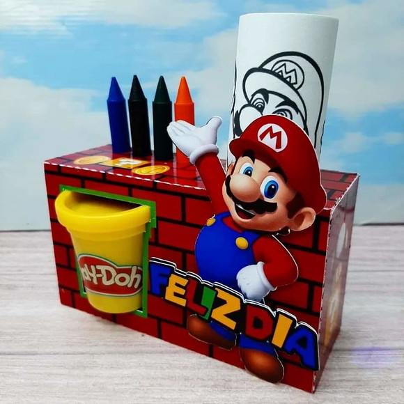 Kit Colorir com Giz de Cera e Massinha Super Mario Bross