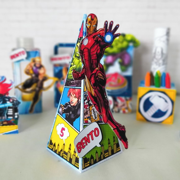 Caixa Piramide os Vingadores