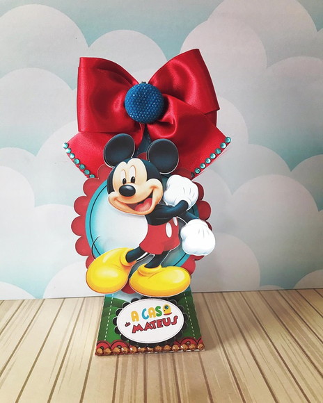 Caixa Piramide a Casa do Mickey