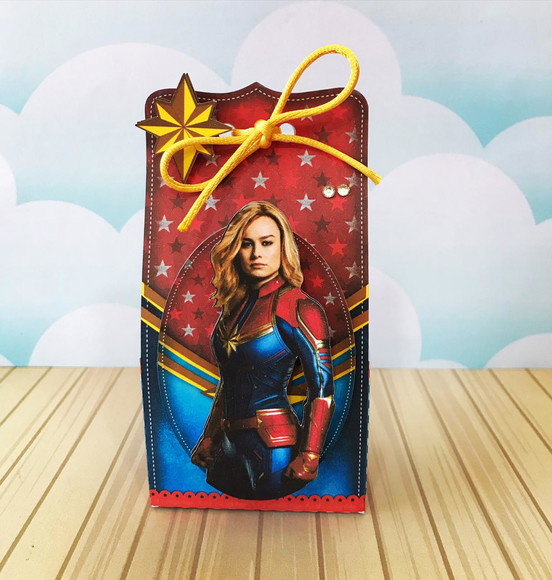 Caixa Sacolinha Capita Marvel