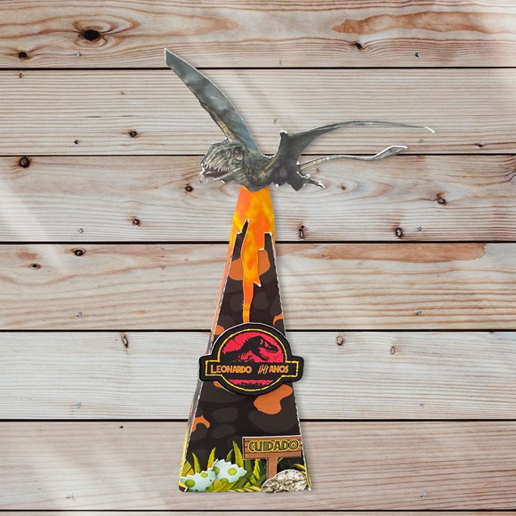 Caixa Piramide Jurassic Park