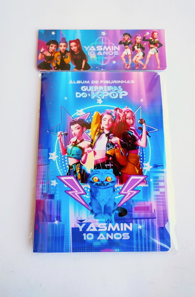 Álbum com Figurinhas Guerreiras Kpop Desenho Colorir Huntrix