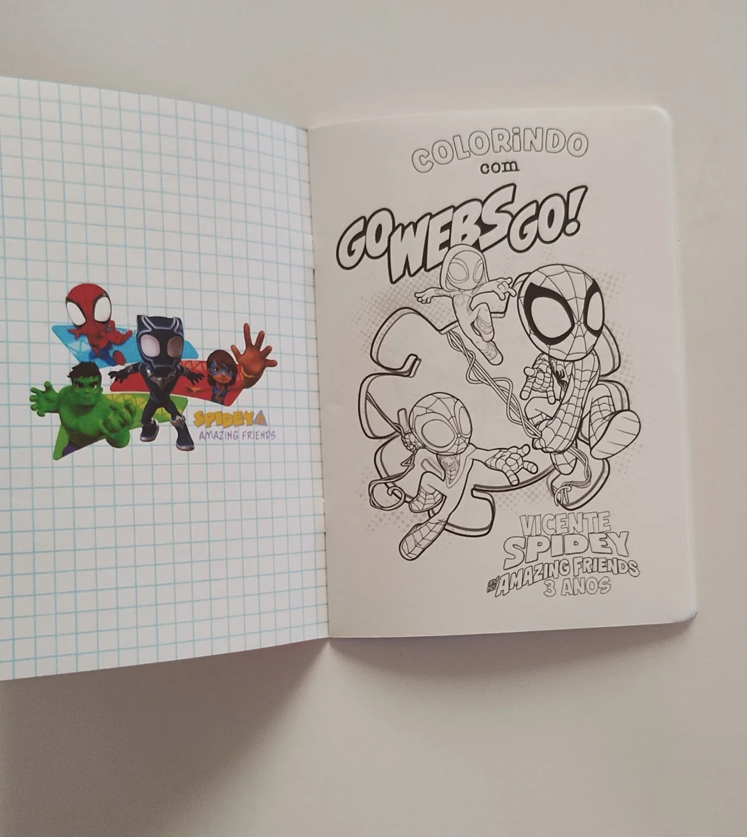 Spidey e Amigos Aranha Fantasma Álbum de Figurinhas e Desenhos de Colorir atividades 20 unidades - Imagem 7
