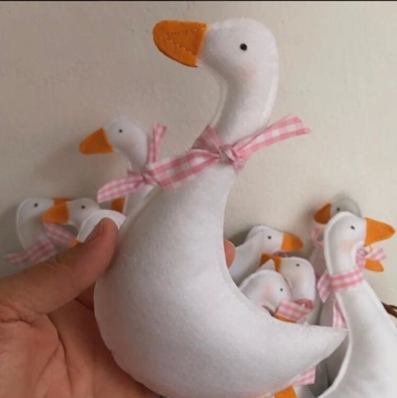 Patinhos em Feltro Pedido Personalizado
