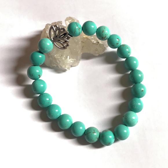 Pulseira Japamala com Howlita Turquesa Flor de Lotus