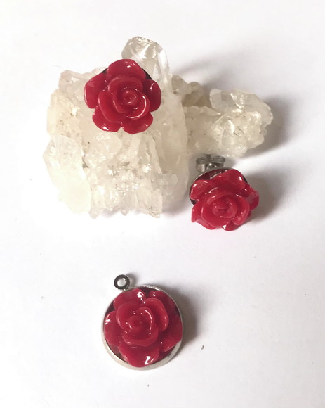 Conjunto Brincos Pino e Pingente em Aço Inox com Flor