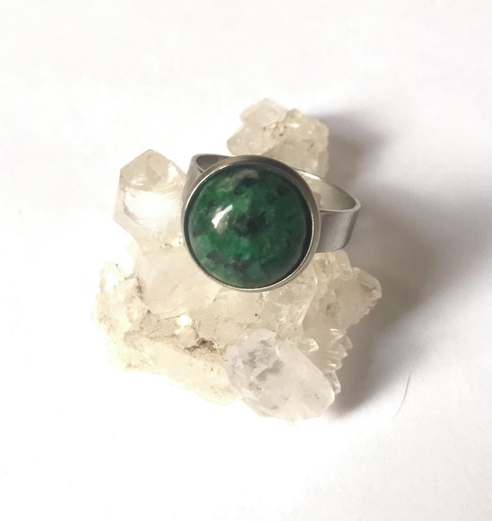 Anel Ajustável em Aço Inox com Zoizita Cabochão