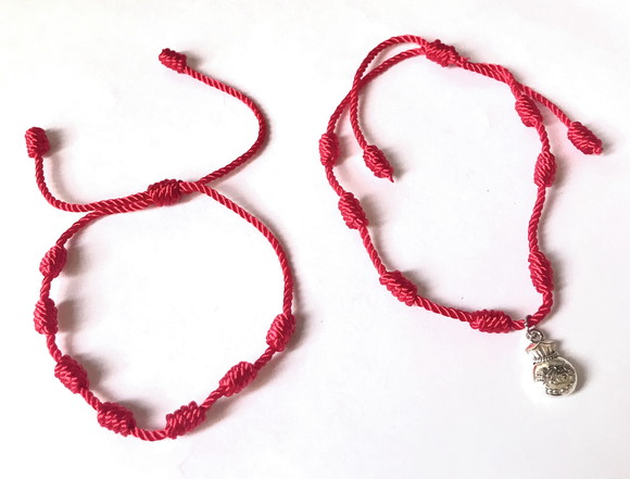 Pulseira Vermelha 7 Nós Kabbalah Sorte e Protecao Kit com 2