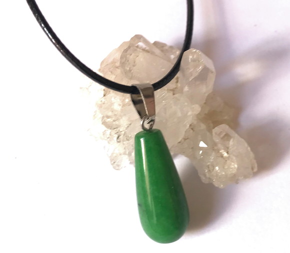Cordão Colar com Pingente Gota de Jade Verde