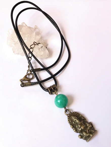 Cordão Colar com Jade Verde e Ganesha Ouro Velho