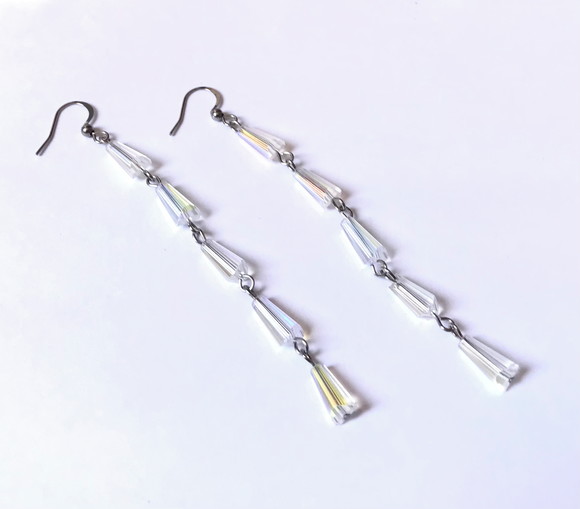 Brinco em Inox com Cristais Cone