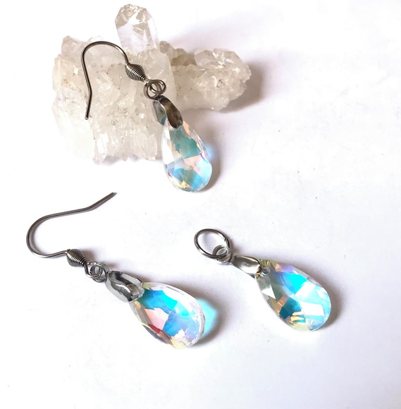 Conjunto Brinco e Pingente Aço Inoxidavel e Gota Cristal