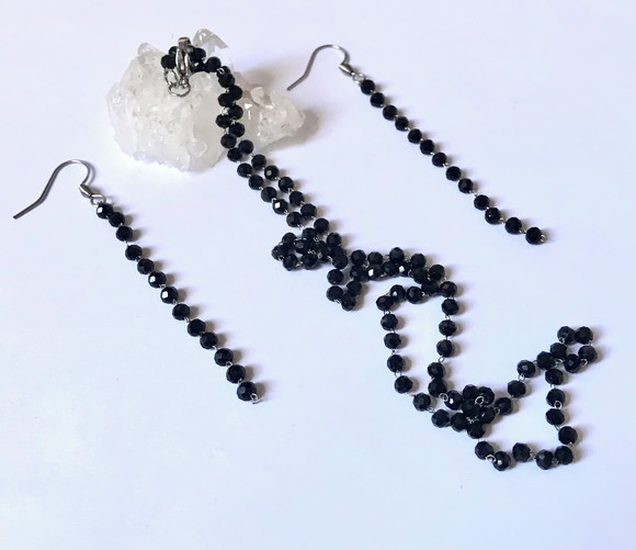 Colar com Cristal Negro e Brincos Acabamento em Inox