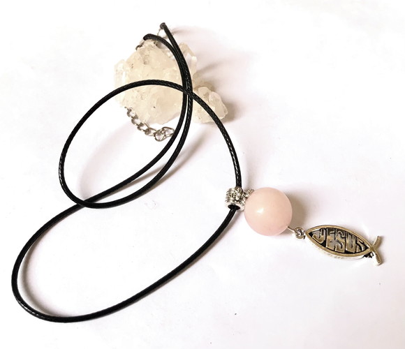 Cordão Colar com Quartzo Rosa / Jesus