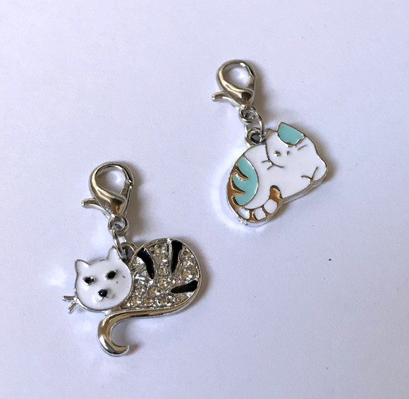Kit 2 Pingente com Gato para Colar, Pulseira, Tornozeleira